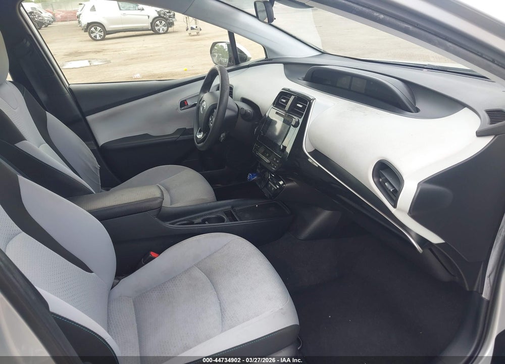 2019 TOYOTA PRIUS LE VIN: JTDKARFU3K3099662