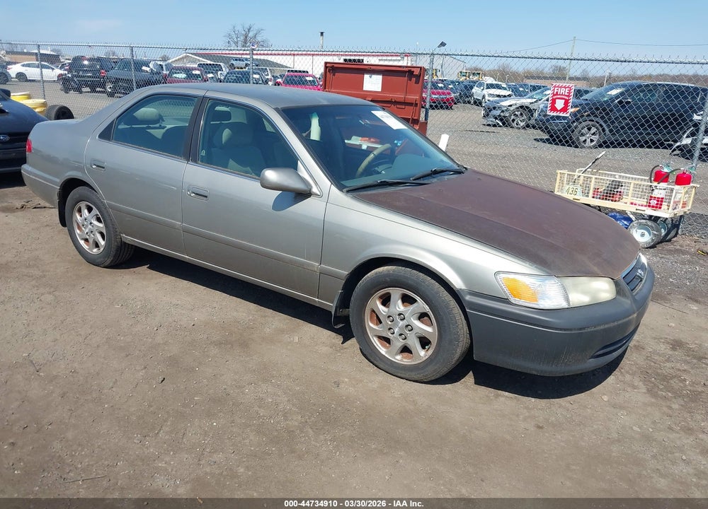 2001 TOYOTA CAMRY LE V6 VIN: JT2BF22K810337382