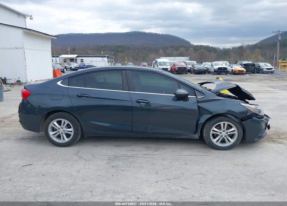 2017 CHEVROLET CRUZE LT AUTO VIN: 1G1BE5SM3H7169674