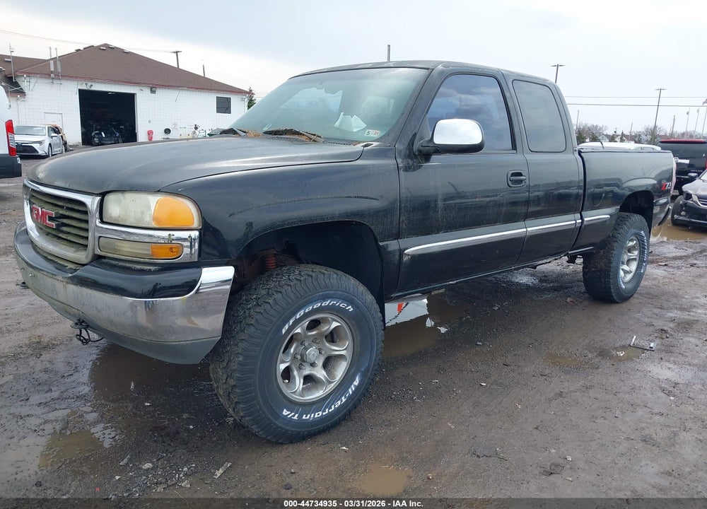 2002 GMC SIERRA 1500 SLE VIN: 2GTEK19T921131521