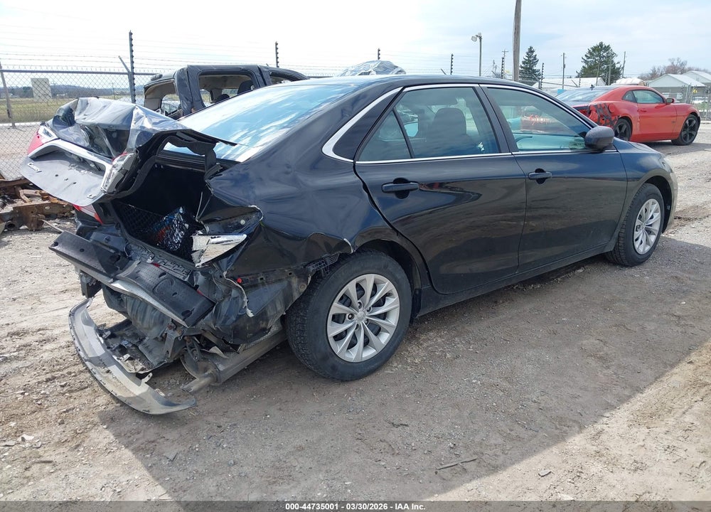 2015 TOYOTA CAMRY LE VIN: 4T1BF1FKXFU932161
