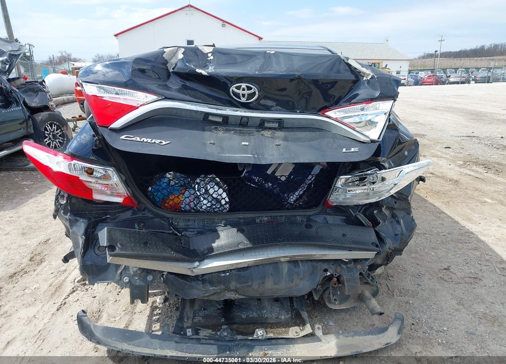 2015 TOYOTA CAMRY LE VIN: 4T1BF1FKXFU932161