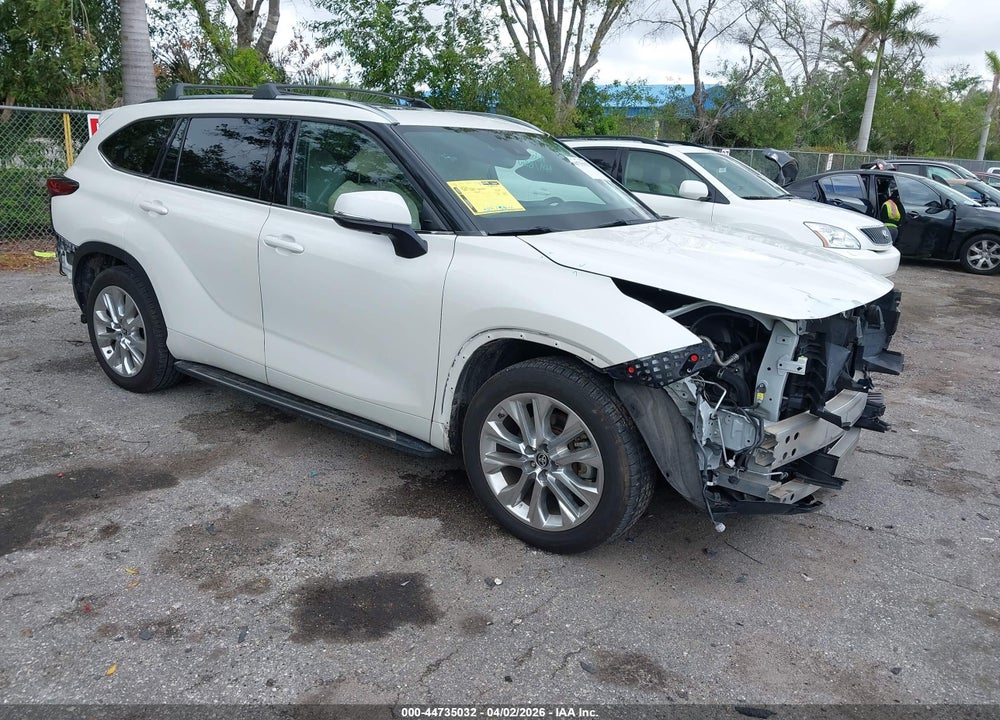 2021 TOYOTA HIGHLANDER LIMITED VIN: 5TDDZRBH2MS088129