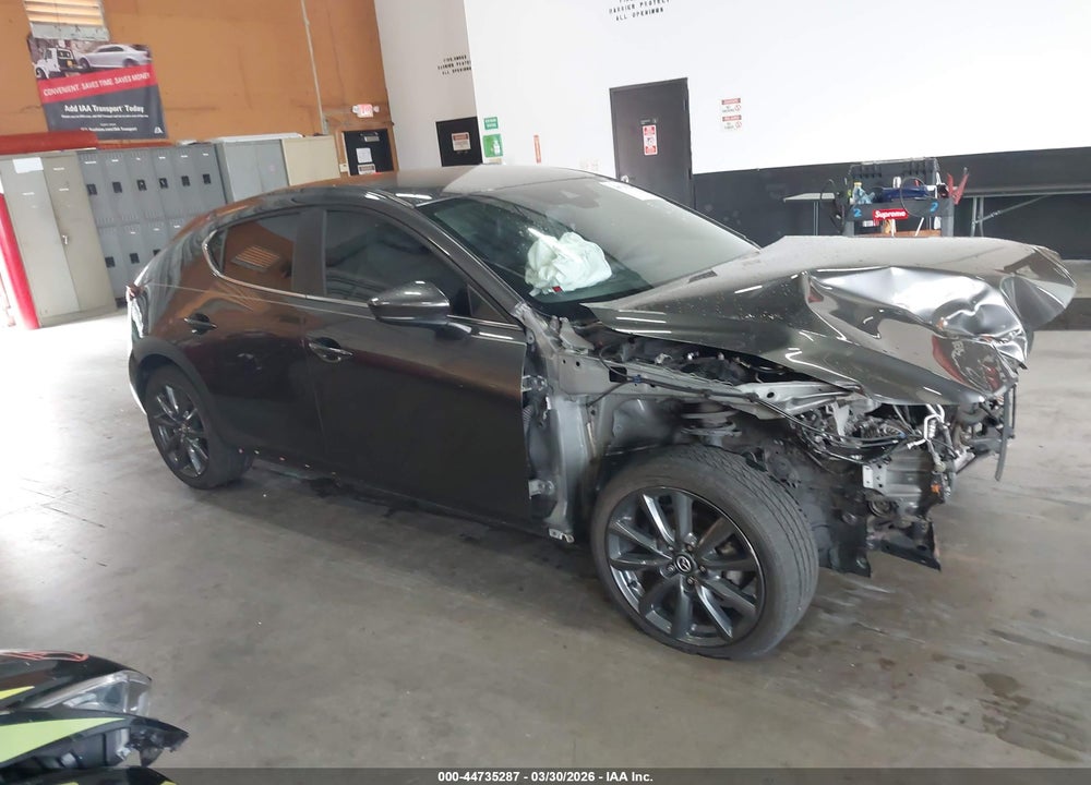 2022 MAZDA 3 SELECT VIN: JM1BPAKL8N1501852