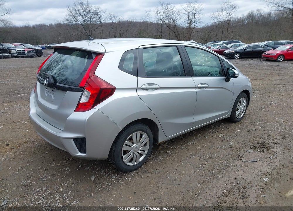 2015 HONDA FIT LX VIN: 3HGGK5H5XFM768128