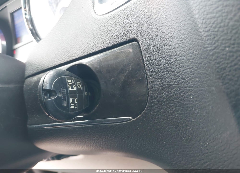 2014 CHRYSLER TOWN & COUNTRY TOURING VIN: 2C4RC1BG6ER368405