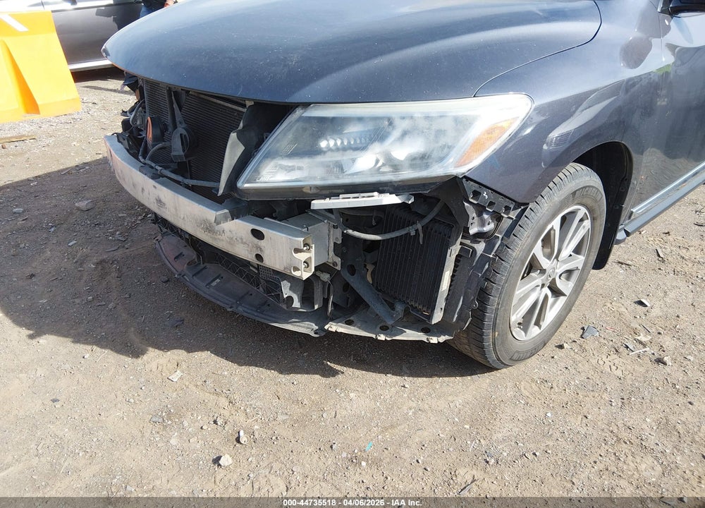 2014 NISSAN PATHFINDER SL VIN: 5N1AR2MN1EC666829