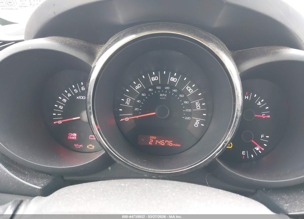 2011 KIA SOUL + VIN: KNDJT2A27B7315072