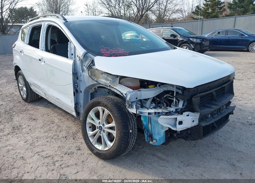 2018 FORD ESCAPE SE VIN: 1FMCU0GD9JUC98130
