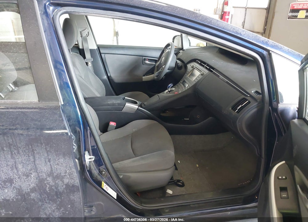 2013 TOYOTA PRIUS THREE VIN: JTDKN3DU2D1618350
