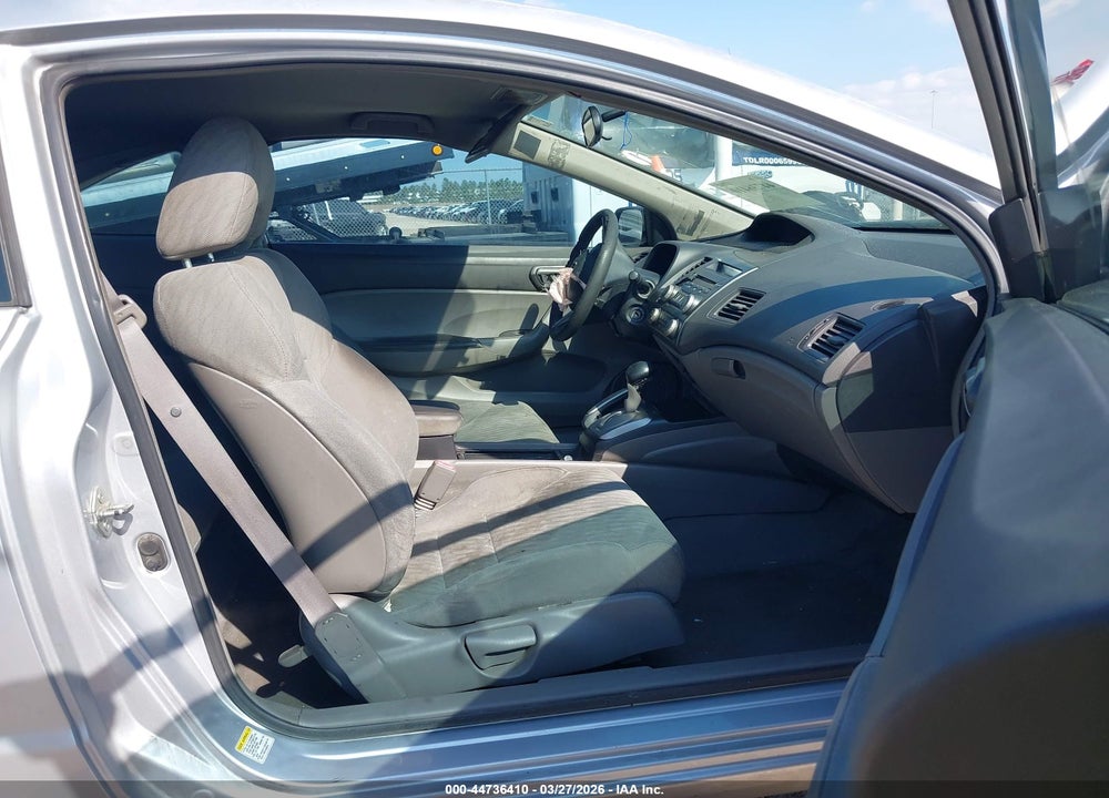 2009 HONDA CIVIC LX VIN: 2HGFG12669H522042