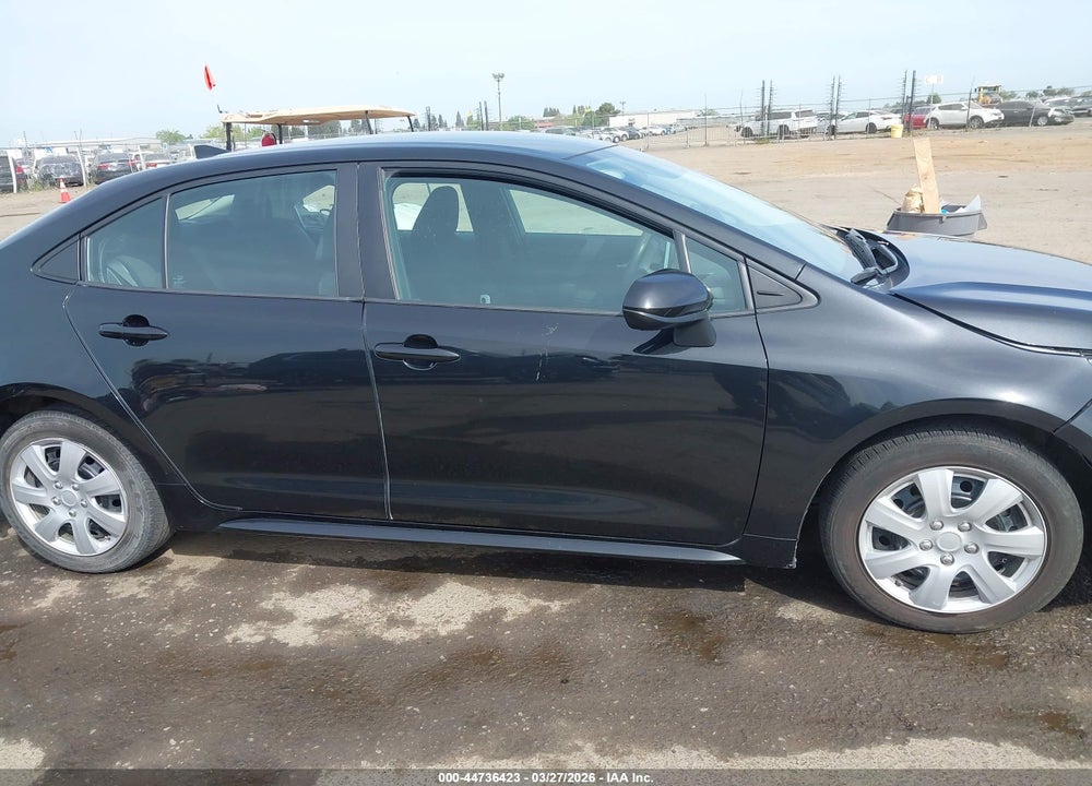 2021 TOYOTA COROLLA LE VIN: 5YFEPMAE3MP192030