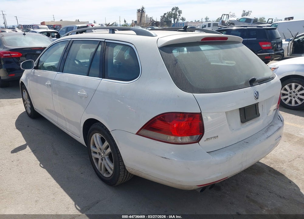 2012 VOLKSWAGEN JETTA SPORTWAGEN 2.0L TDI VIN: 3VWPL7AJ8CM669038
