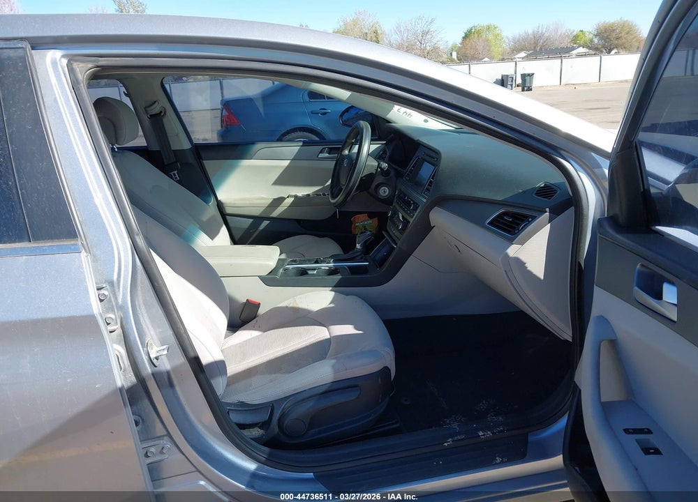 2016 HYUNDAI SONATA SE VIN: 5NPE24AF2GH350608