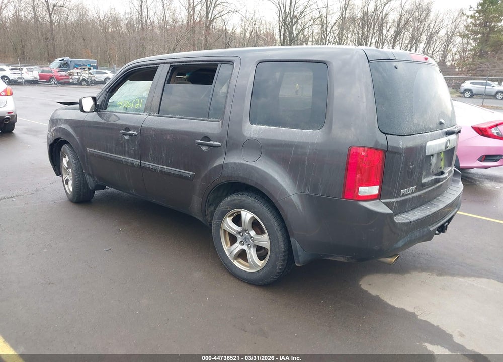 2015 HONDA PILOT EX-L VIN: 5FNYF4H54FB059510