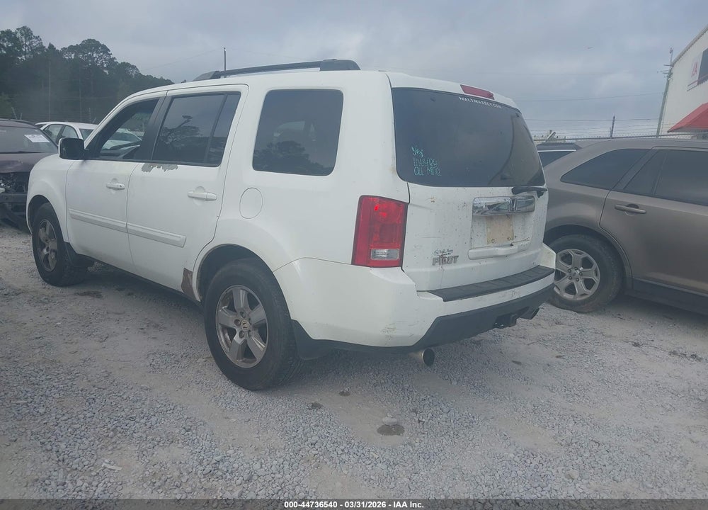 2011 HONDA PILOT EX-L VIN: 5FNYF3H6XBB014603
