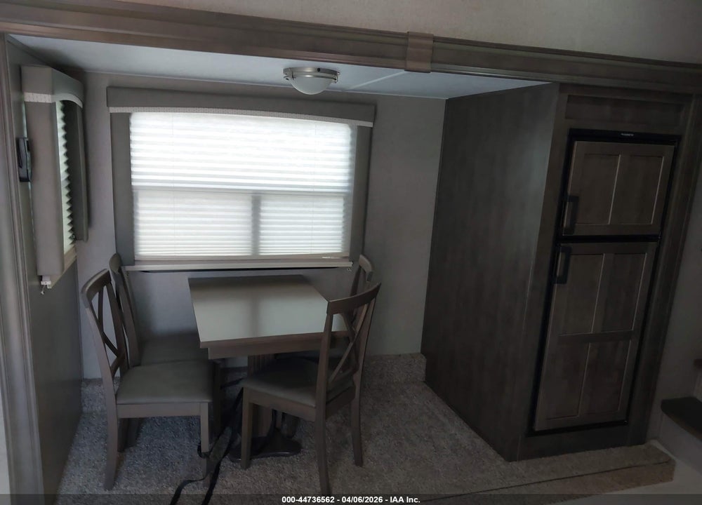 2020 ROCKWOOD BY FOREST R ULTRA LITE SERIES M- VIN: 4X4FRLZ23L1891531