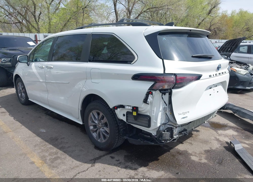 2024 TOYOTA SIENNA XLE VIN: 5TDJSKFC9RS116156