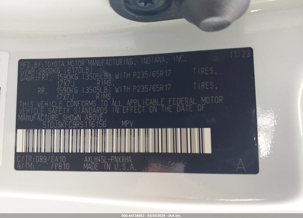 2024 TOYOTA SIENNA XLE VIN: 5TDJSKFC9RS116156