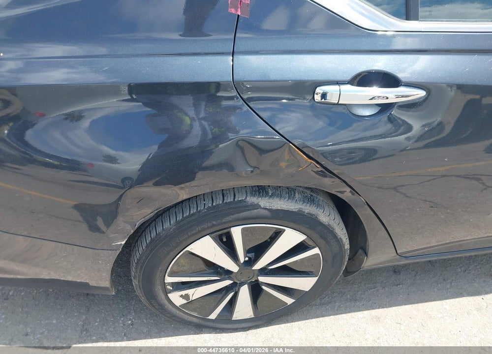2022 NISSAN ALTIMA SV FWD VIN: 1N4BL4DV6NN311333