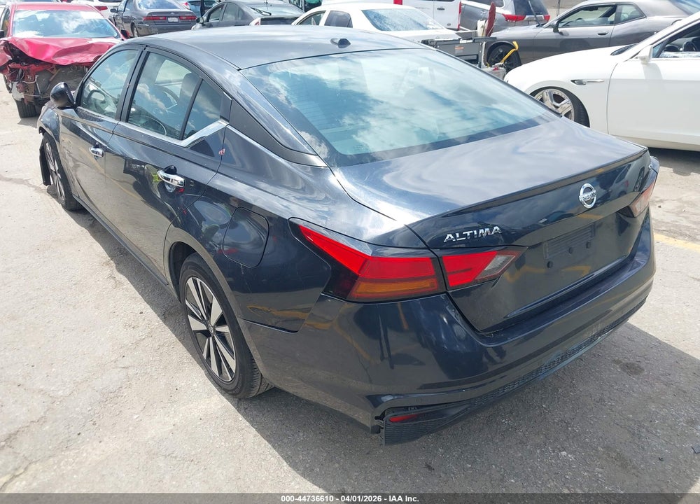 2022 NISSAN ALTIMA SV FWD VIN: 1N4BL4DV6NN311333