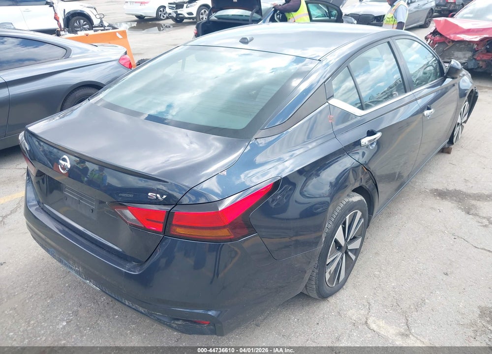2022 NISSAN ALTIMA SV FWD VIN: 1N4BL4DV6NN311333