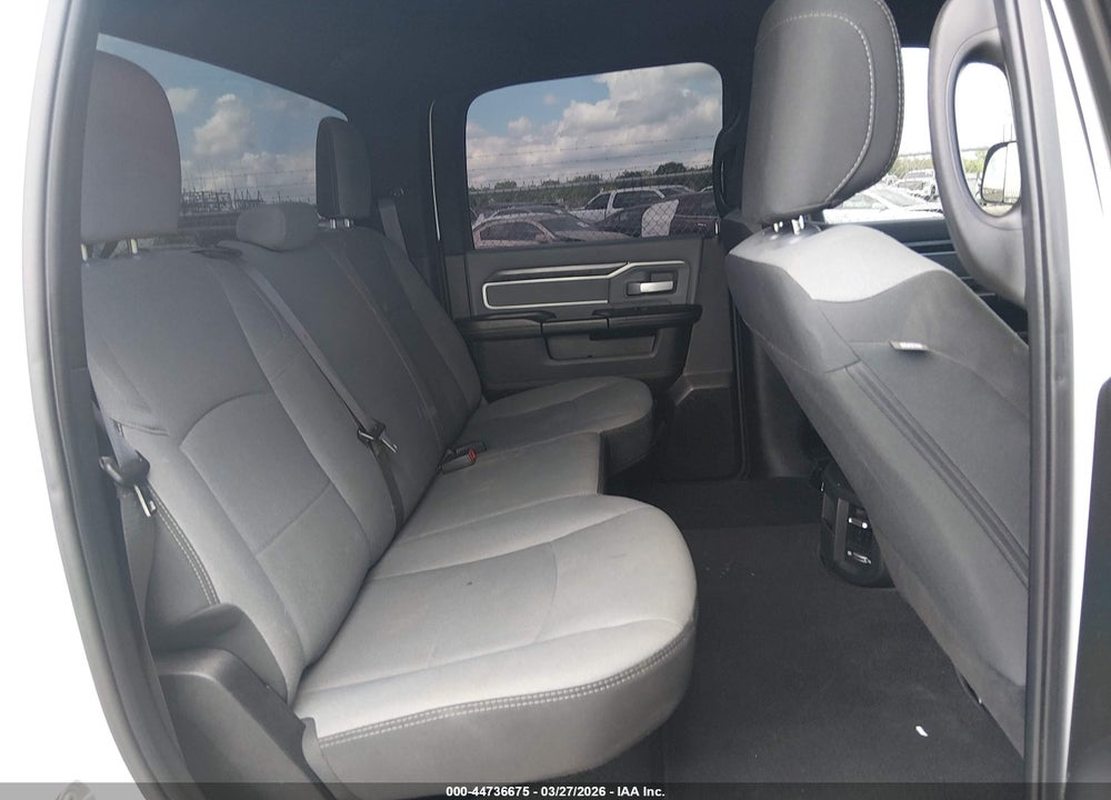 2022 RAM 2500 VIN: 3C6UR5DLXNG247058