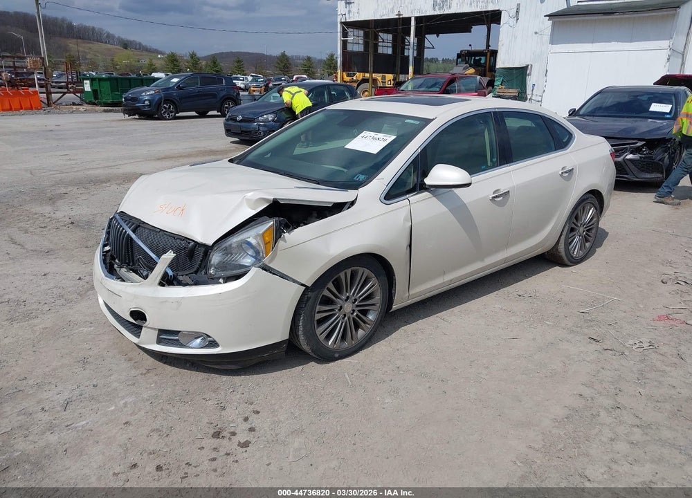 2013 BUICK VERANO LEATHER GROUP VIN: 1G4PS5SK2D4252847
