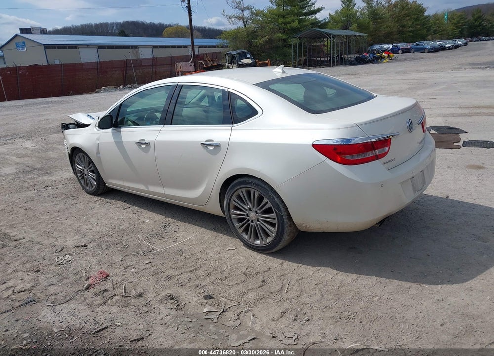 2013 BUICK VERANO LEATHER GROUP VIN: 1G4PS5SK2D4252847