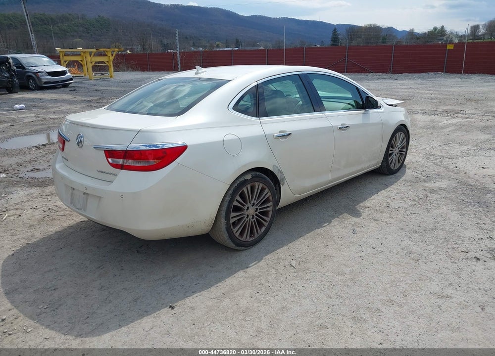 2013 BUICK VERANO LEATHER GROUP VIN: 1G4PS5SK2D4252847