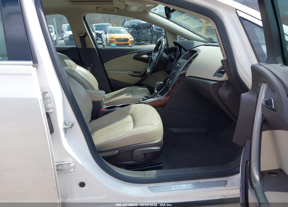 2013 BUICK VERANO LEATHER GROUP VIN: 1G4PS5SK2D4252847