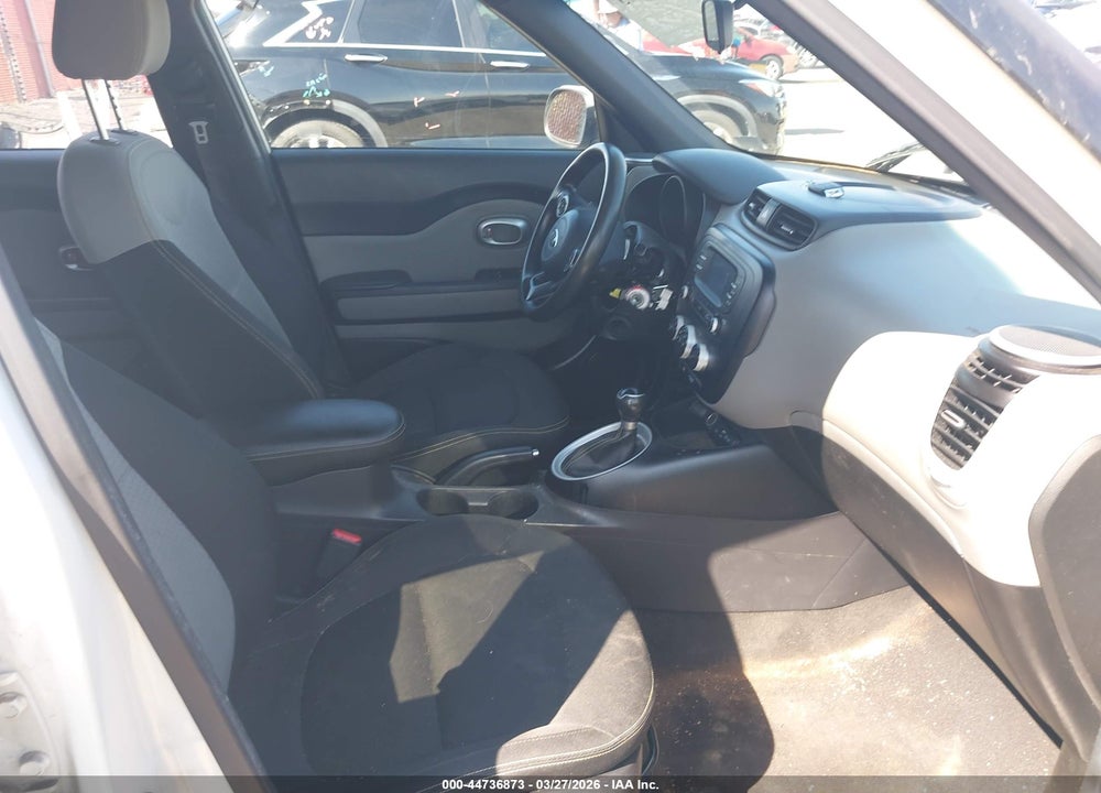 2016 KIA SOUL + VIN: KNDJP3A57G7388342