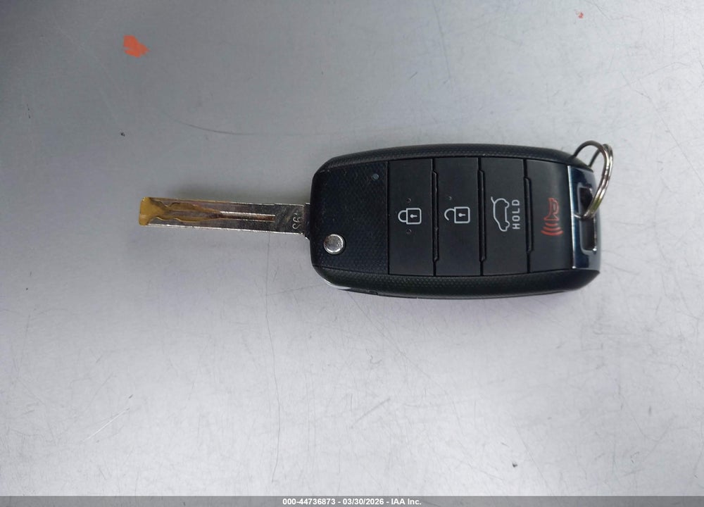 2016 KIA SOUL + VIN: KNDJP3A57G7388342