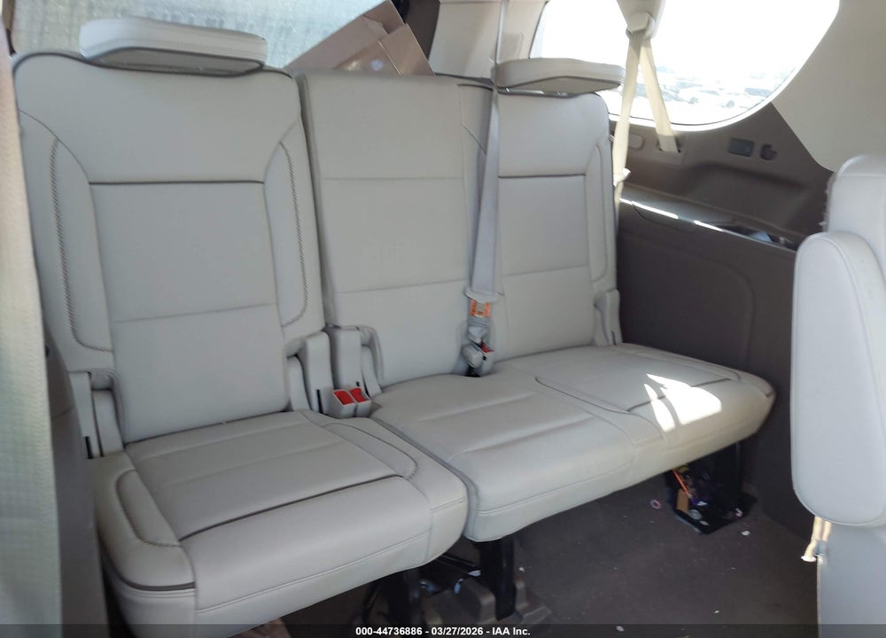 2022 GMC YUKON XL 4WD DENALI VIN: 1GKS2JKL9NR260985