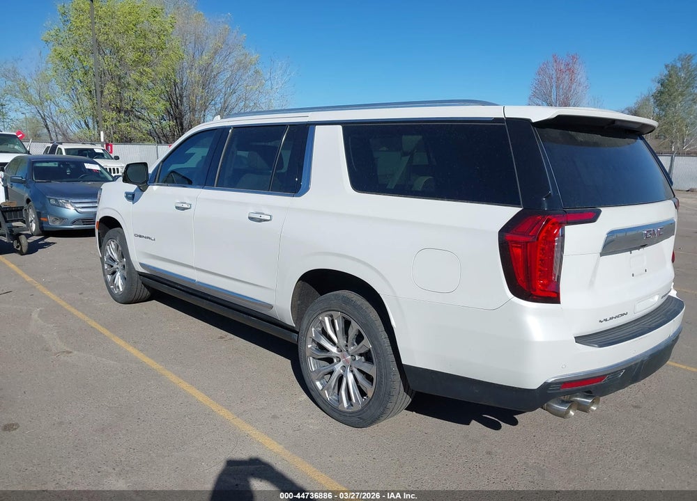 2022 GMC YUKON XL 4WD DENALI VIN: 1GKS2JKL9NR260985