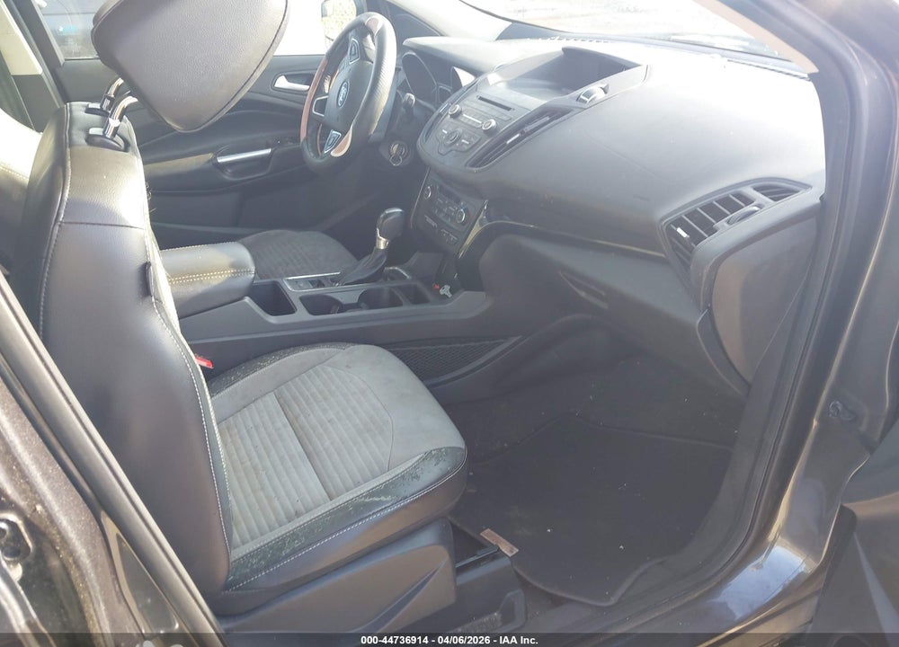 2017 FORD ESCAPE SE VIN: 1FMCU0GD2HUC46624