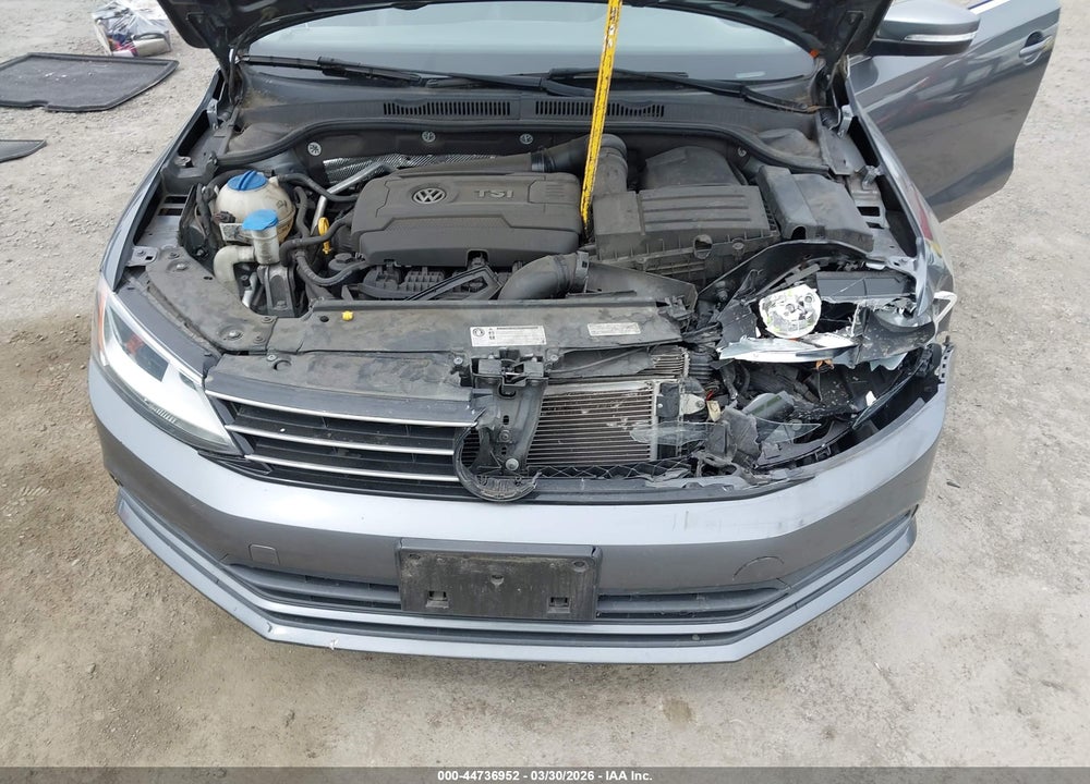 2015 VOLKSWAGEN JETTA 1.8T SE VIN: 3VWD17AJ5FM250089