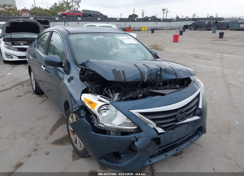 2017 NISSAN VERSA 1.6 SL VIN: 3N1CN7AP1HL842897