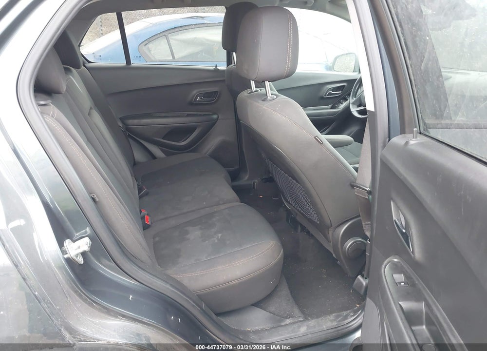 2021 CHEVROLET TRAX LS VIN: KL7CJKSB2MB304944