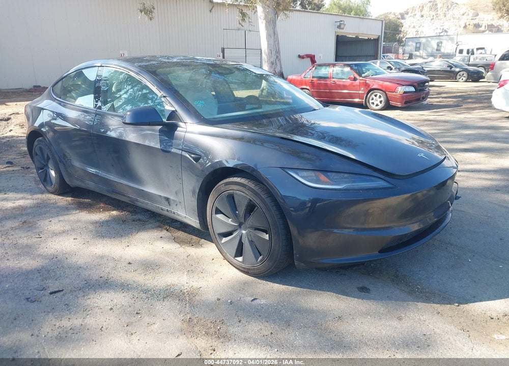 2024 TESLA MODEL 3 LONG RANGE DUAL MOTOR ALL-WHEEL DRIVE/REAR-WHEEL DRIVE VIN: 5YJ3E1EA3RF782220