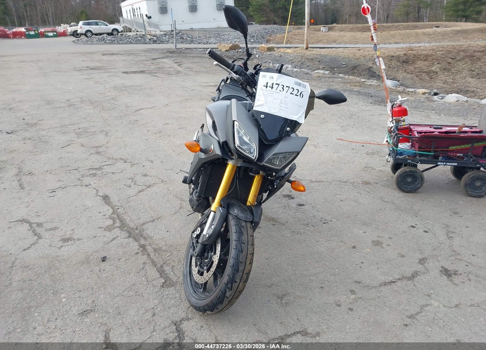 2015 YAMAHA FJ09 VIN: JYARN37E2FA001211