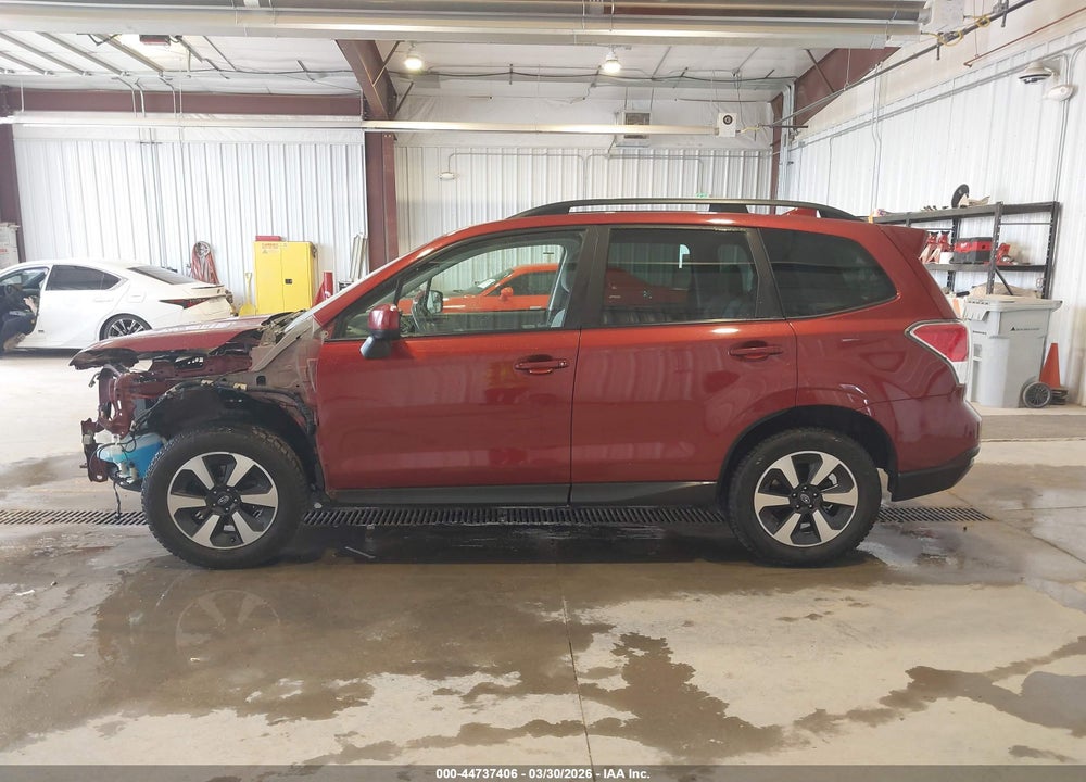 2017 SUBARU FORESTER 2.5I PREMIUM VIN: JF2SJAGC7HH467880