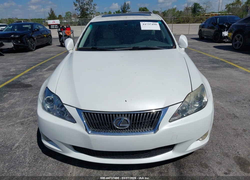 2009 LEXUS IS 250 VIN: JTHBK262792090710