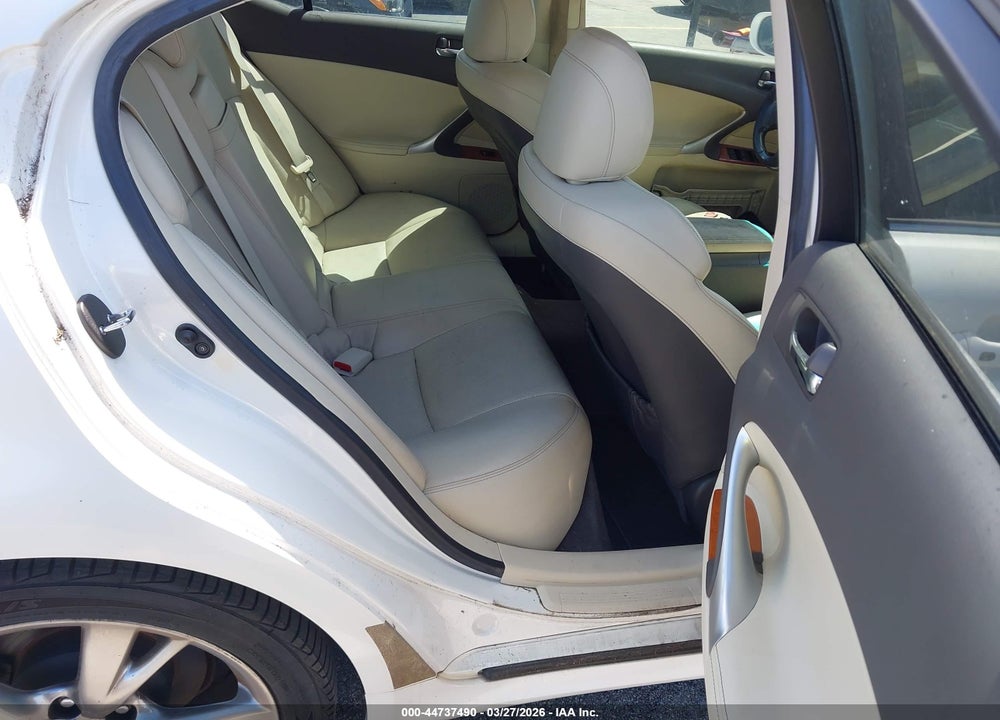 2009 LEXUS IS 250 VIN: JTHBK262792090710