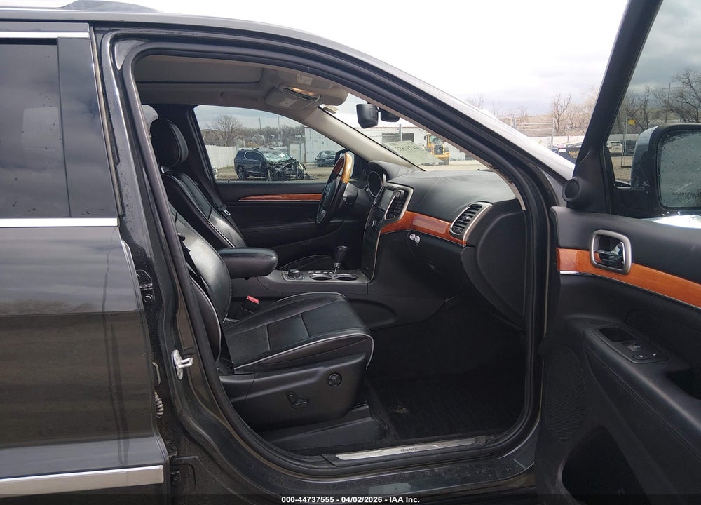 2011 JEEP GRAND CHEROKEE OVERLAND VIN: 1J4RR6GT0BC560192