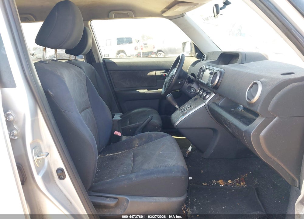 2015 SCION XB VIN: JTLZE4FEXFJ076075