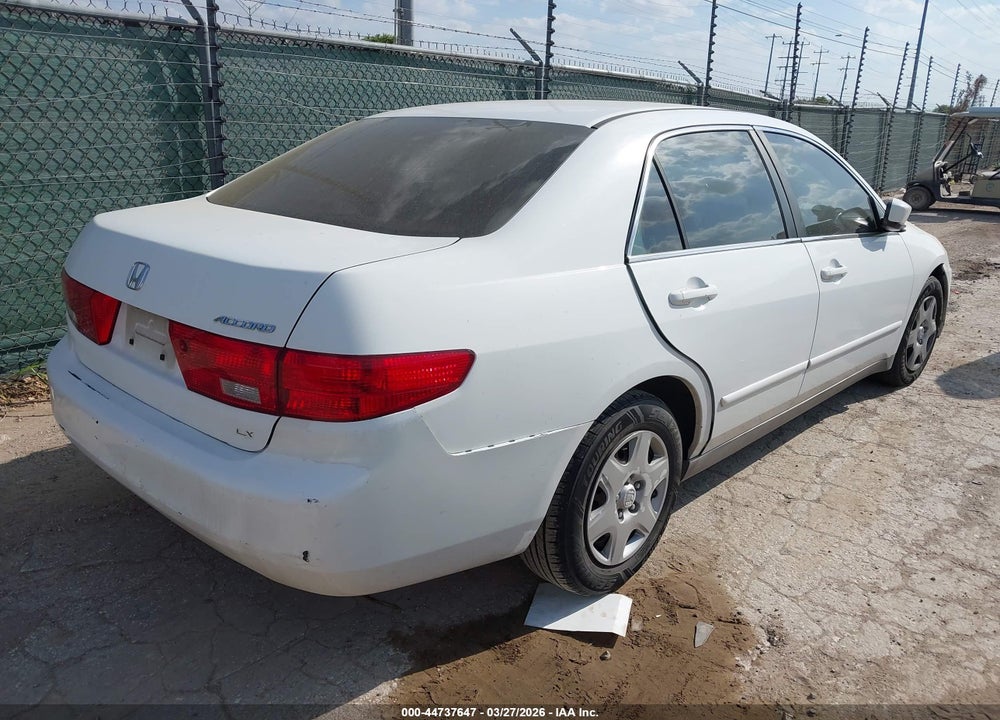 2005 HONDA ACCORD 2.4 LX VIN: 1HGCM56455A118590