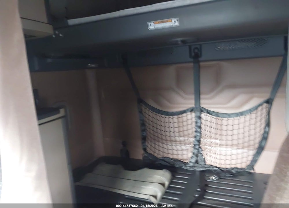 2016 FREIGHTLINER CASCADIA 125 VIN: 3AKJGLD57GSGZ5822