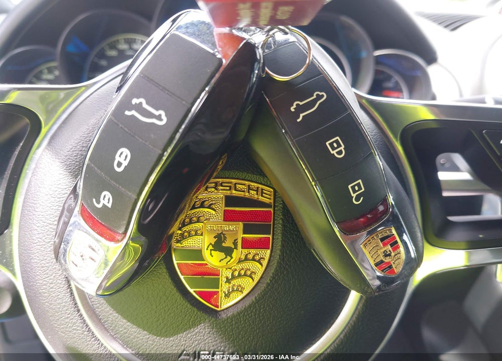 2016 PORSCHE CAYENNE VIN: WP1AA2A26GLA00699