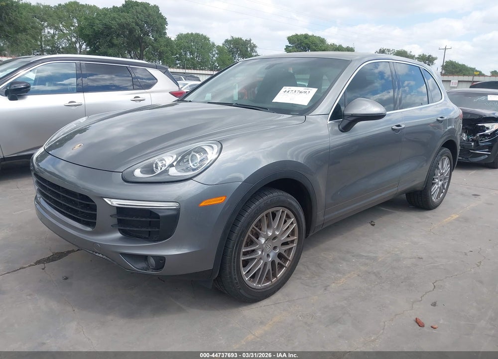 2016 PORSCHE CAYENNE VIN: WP1AA2A26GLA00699